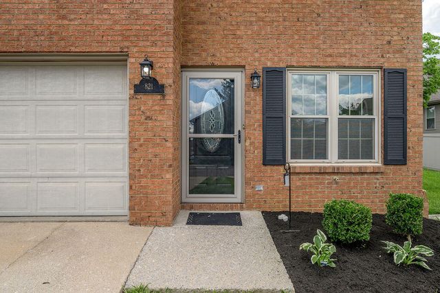 821 Mickey Lane, Lexington, KY 40509
