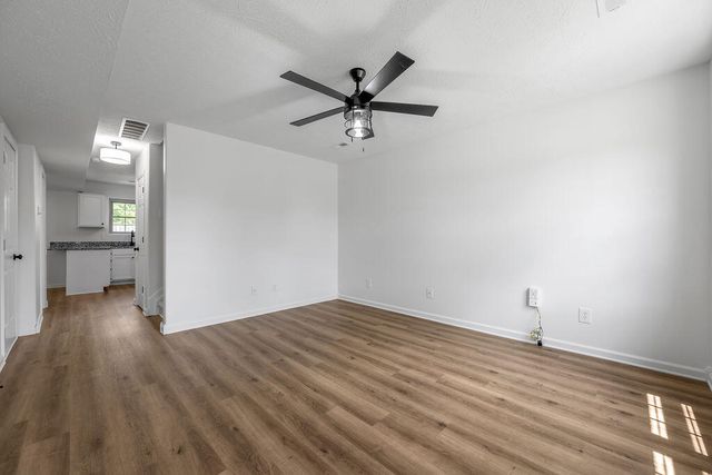 821 Mickey Lane, Lexington, KY 40509