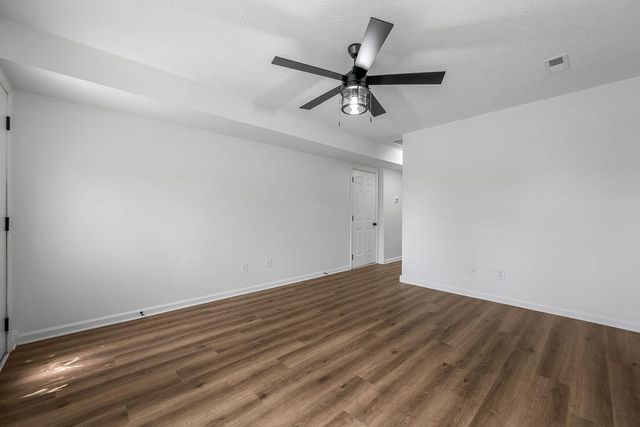 821 Mickey Lane, Lexington, KY 40509