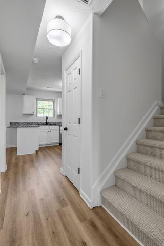 821 Mickey Lane, Lexington, KY 40509
