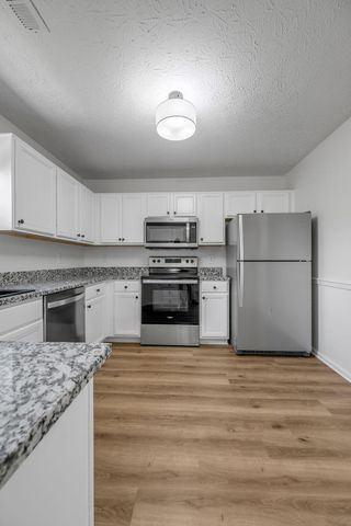 821 Mickey Lane, Lexington, KY 40509