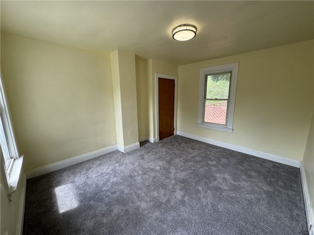 522 Cubbage St, Carnegie, PA 15106