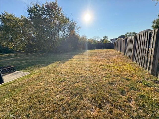 7210 Raynham Drive, Oakwood, OH 44146