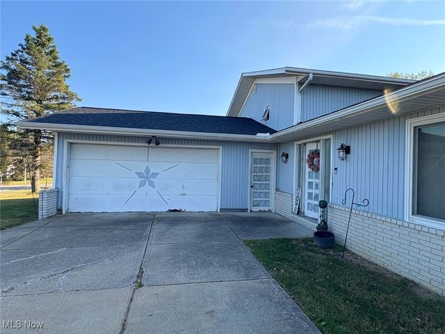 7210 Raynham Drive, Oakwood, OH 44146