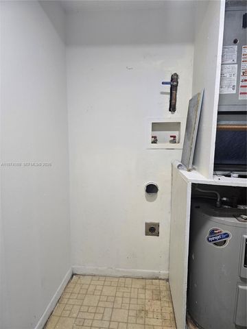 5920 Coral Lake Dr 208, Margate, FL 33063