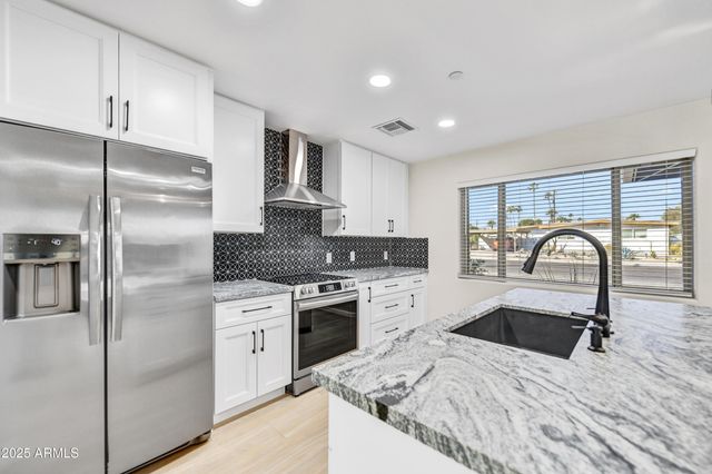 2223 N 74th Street, Scottsdale, AZ 85257