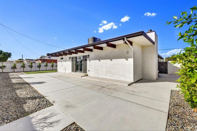 2223 N 74th Street, Scottsdale, AZ 85257