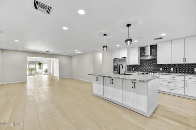 2223 N 74th Street, Scottsdale, AZ 85257