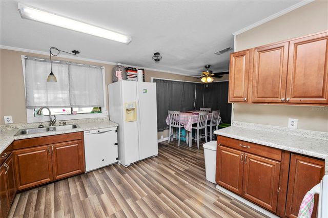 4916 ROLLINGLEN LOOP, Lakeland, FL 33810