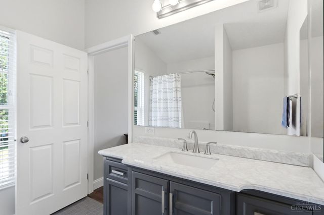 10 Noelle Court, Franklin, OH 45005
