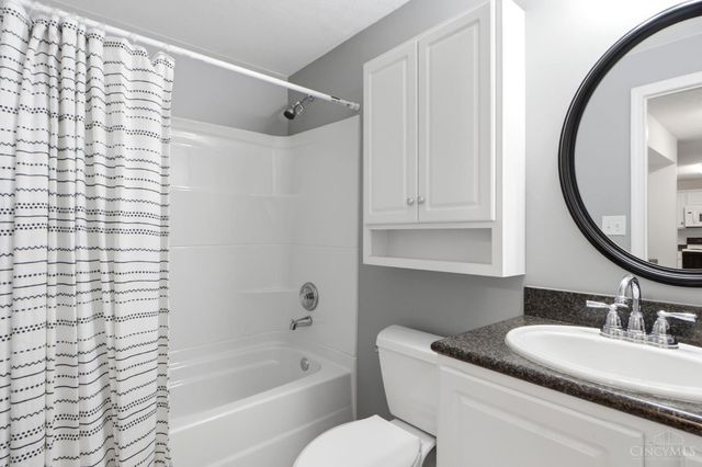 10 Noelle Court, Franklin, OH 45005