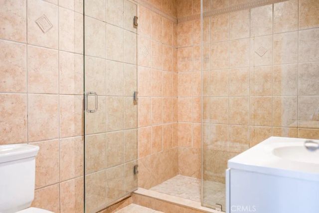 6506 Teesdale Avenue, North Hollywood, CA 91606