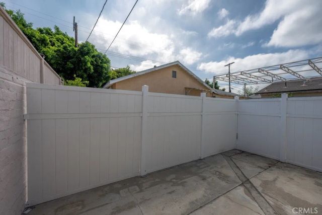 6506 Teesdale Avenue, North Hollywood, CA 91606