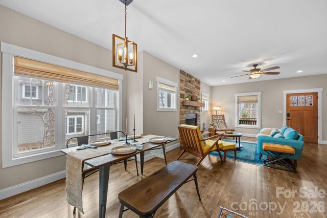 35 Elkmont Drive, Asheville, NC 28804