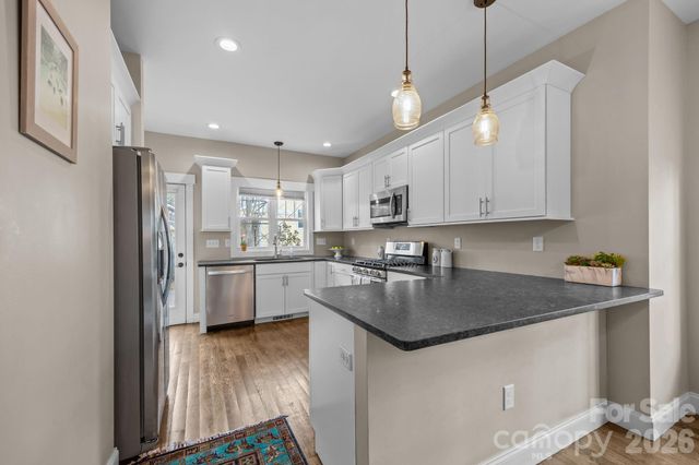 35 Elkmont Drive, Asheville, NC 28804