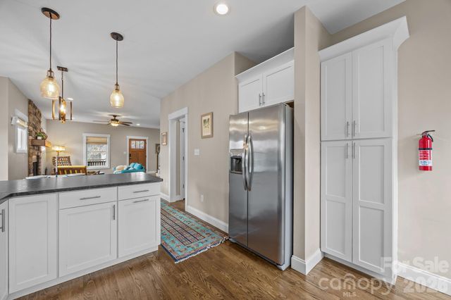 35 Elkmont Drive, Asheville, NC 28804