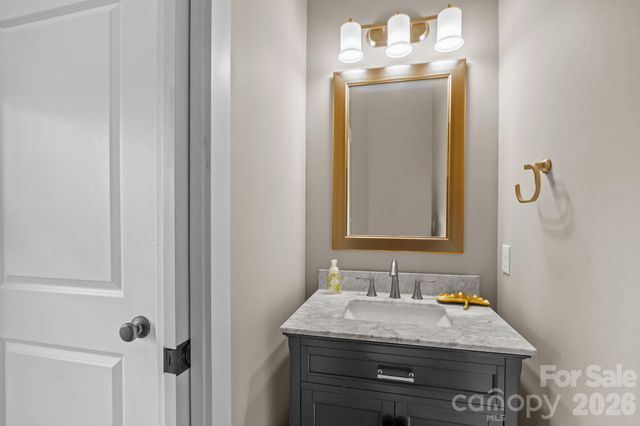 35 Elkmont Drive, Asheville, NC 28804