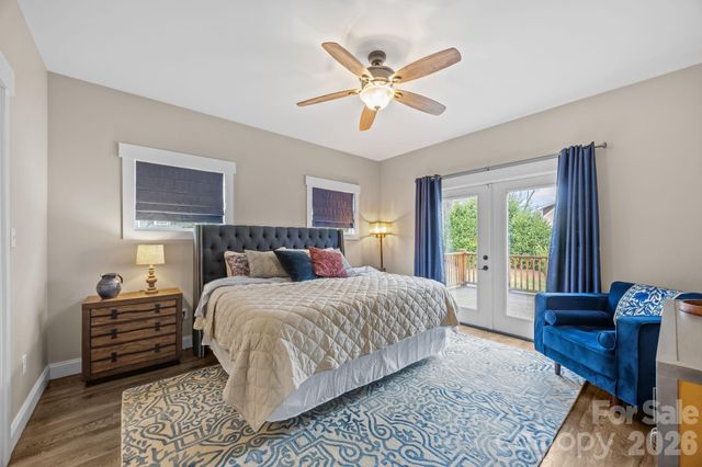 35 Elkmont Drive, Asheville, NC 28804