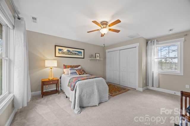 35 Elkmont Drive, Asheville, NC 28804