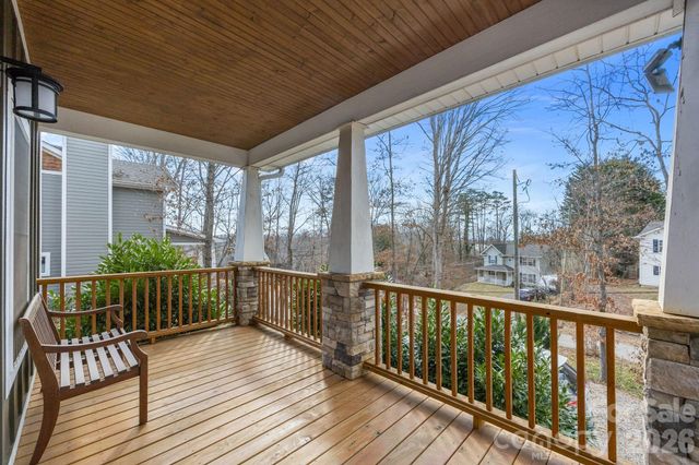 35 Elkmont Drive, Asheville, NC 28804