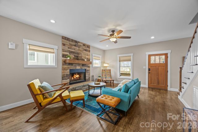 35 Elkmont Drive, Asheville, NC 28804