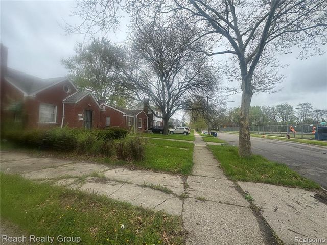 11851 Lakepointe Street, Detroit, MI 48224