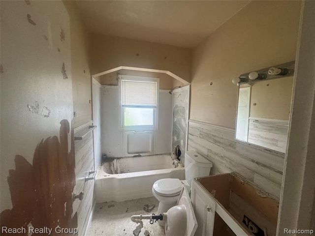 11851 Lakepointe Street, Detroit, MI 48224