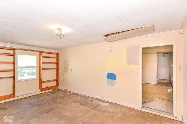 435 Southlane Drive, Whiteland, IN 46184