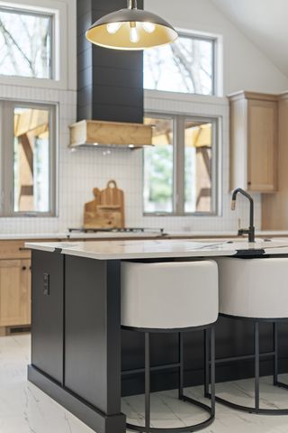 1328 Farmwood Dr, Murfreesboro, TN 37128