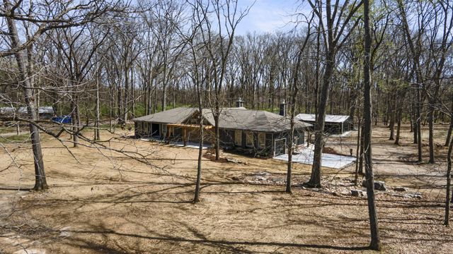 1328 Farmwood Dr, Murfreesboro, TN 37128