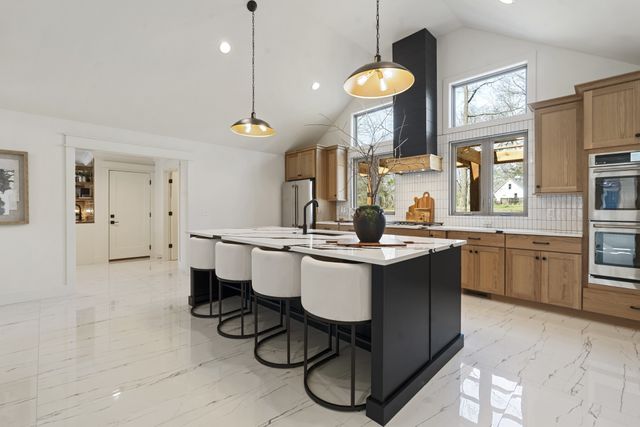 1328 Farmwood Dr, Murfreesboro, TN 37128