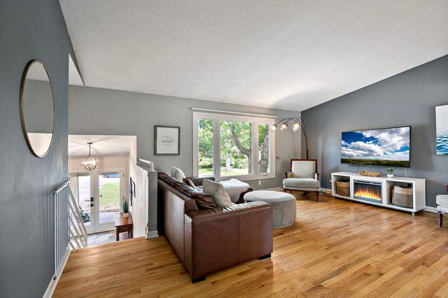 17336 Jersey Way, Lakeville, MN 55044
