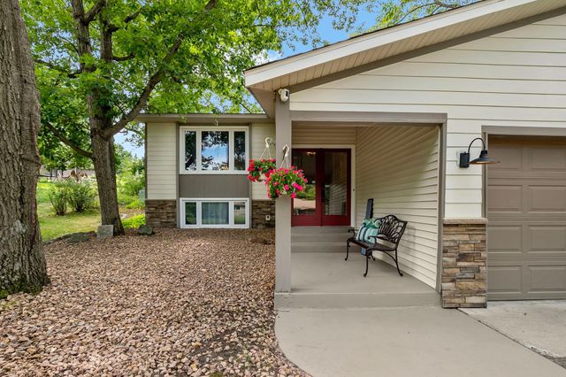 17336 Jersey Way, Lakeville, MN 55044