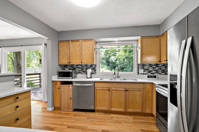 17336 Jersey Way, Lakeville, MN 55044