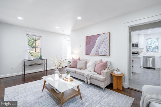 8705 BRADFORD RD, Silver Spring, MD 20901