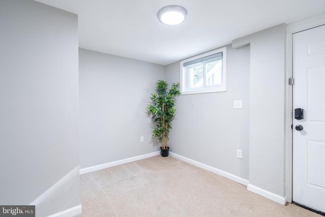 8705 BRADFORD RD, Silver Spring, MD 20901