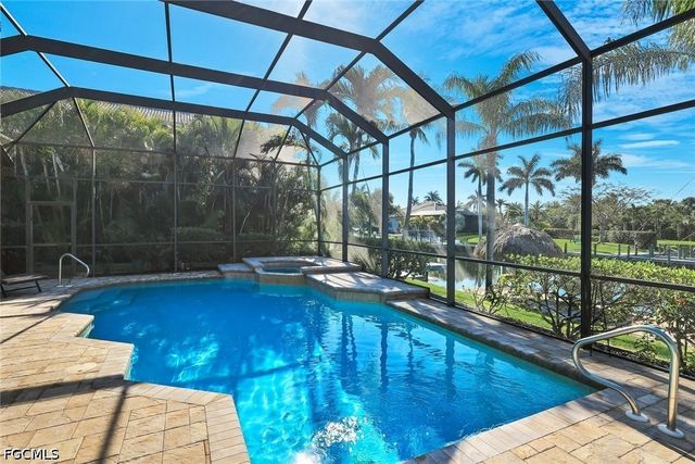2022 El Dorado PKWY W, Cape Coral, FL 33914
