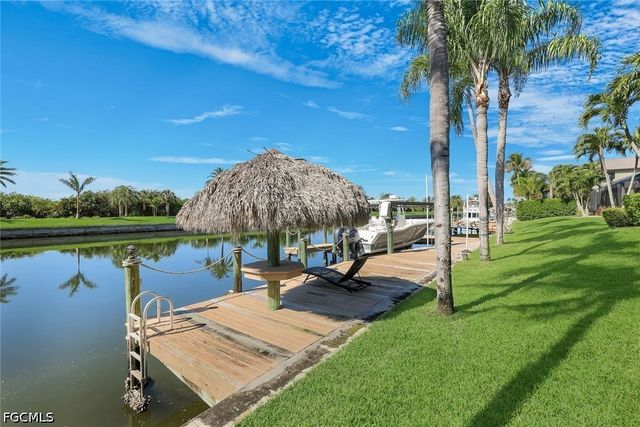 2022 El Dorado PKWY W, Cape Coral, FL 33914