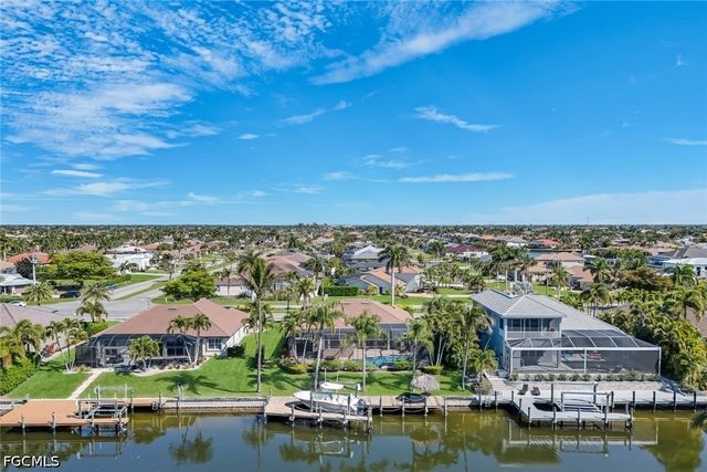 2022 El Dorado PKWY W, Cape Coral, FL 33914