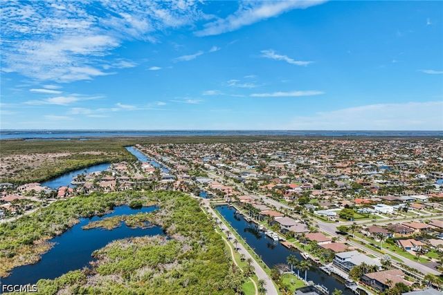 2022 El Dorado PKWY W, Cape Coral, FL 33914