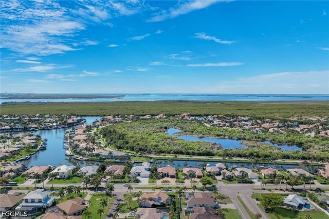2022 El Dorado PKWY W, Cape Coral, FL 33914