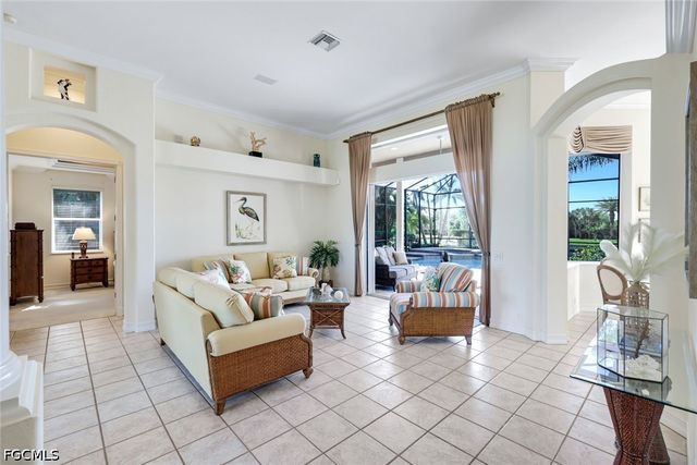 2022 El Dorado PKWY W, Cape Coral, FL 33914