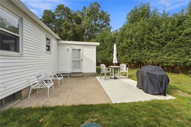 14 Audrey Court, Coventry, RI 02816