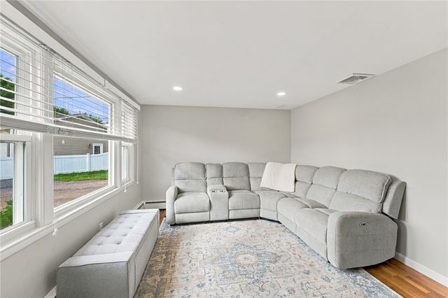 14 Audrey Court, Coventry, RI 02816