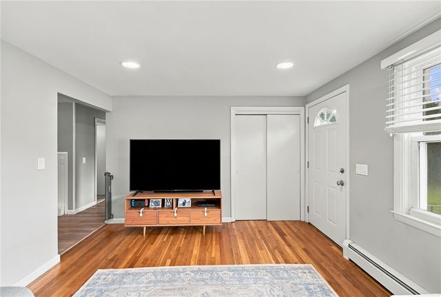 14 Audrey Court, Coventry, RI 02816