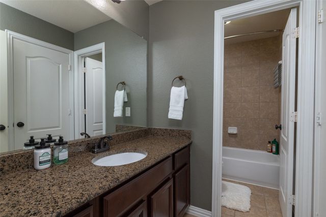 1805 Lewis Crossing Drive, Keller, TX 76248