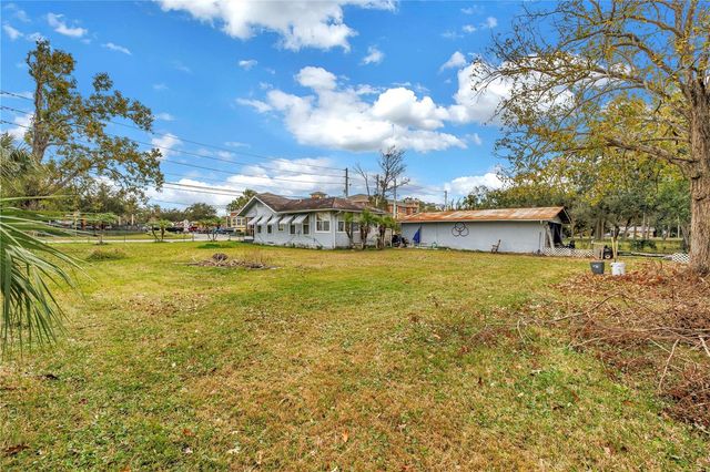 112 E MARTIN LUTHER KING JR DRIVE, Tarpon Springs, FL 34689