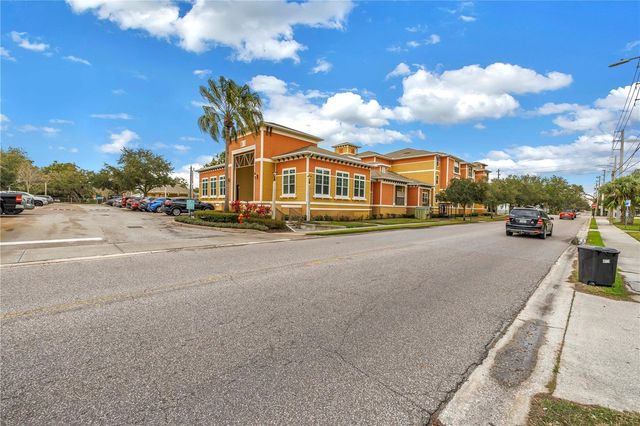 112 E MARTIN LUTHER KING JR DRIVE, Tarpon Springs, FL 34689