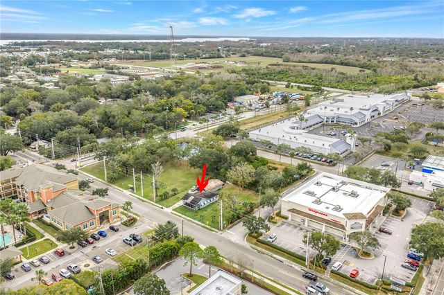 112 E MARTIN LUTHER KING JR DRIVE, Tarpon Springs, FL 34689