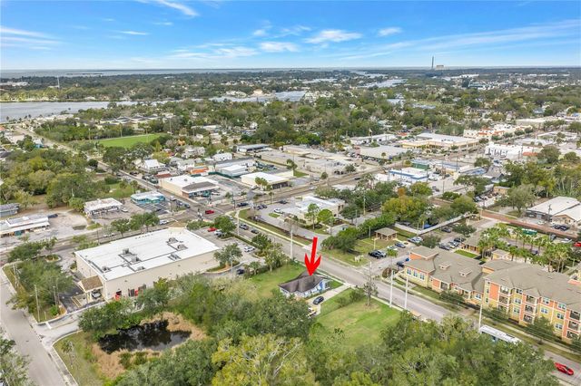 112 E MARTIN LUTHER KING JR DRIVE, Tarpon Springs, FL 34689